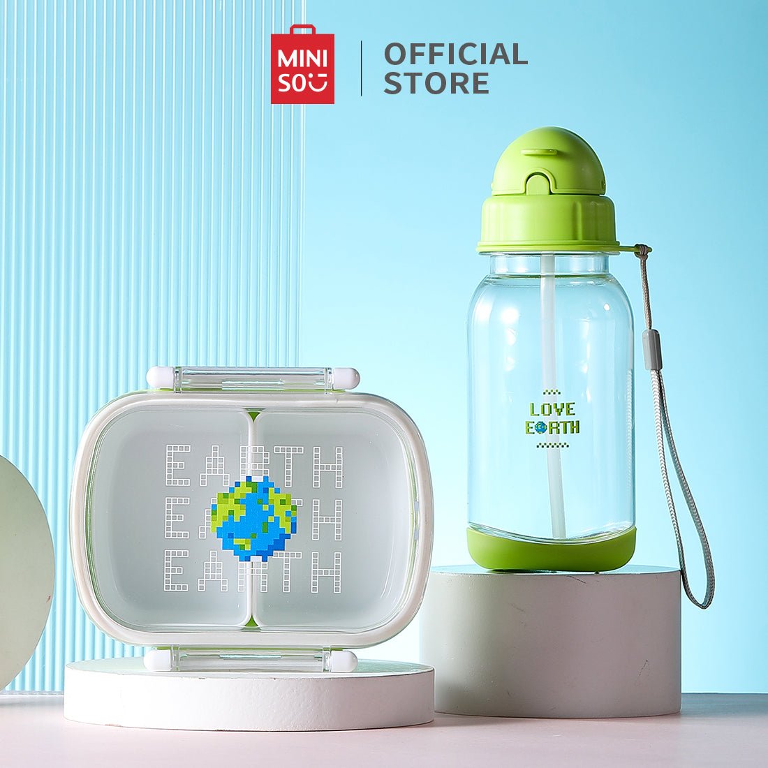 Miniso 'I Love Earth' Collection Plastic Water Bottle & Bento Box Set –  Coloers